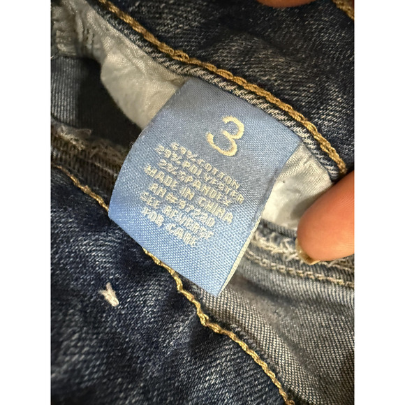 Almost Famous Shorts Womens 3 Blue Denim High Rise Embroidered Distressed Floral - Picture 3 of 7